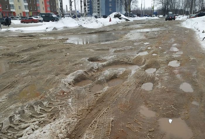 Дороги Кирова, по которым лучше пока не ездить - «подвеску оставишь либо колёса»