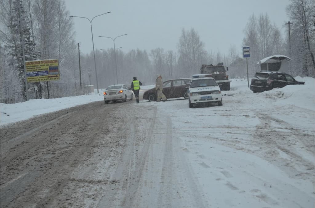5-летний ребенок госпитализирован в результате аварии на трассе «Вятка»