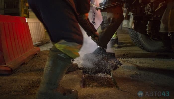В Кирове залатали ямы на 30 участках дорог