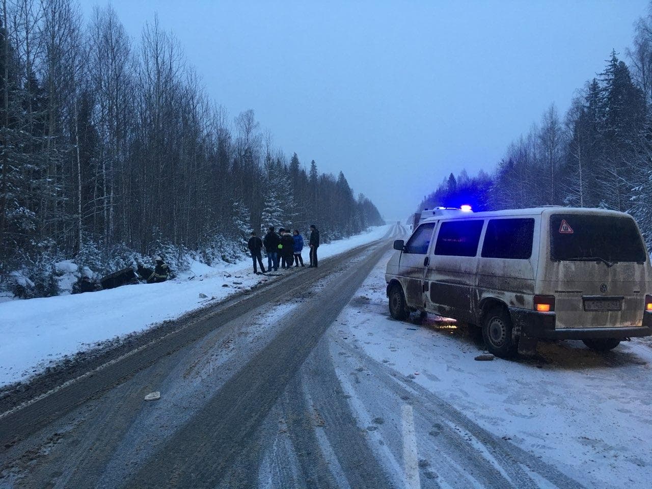 1 человек погиб и 4 в больнице - авария на трассе Киров - Пермь