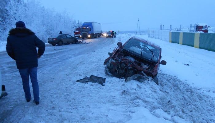 В Кирово-Чепецком районе автоледи на “Ниссане” столкнулась с автомобилем BYD