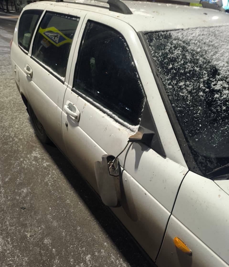 В Котельниче 5-летняя девочка оказалась под колесами "Лады"