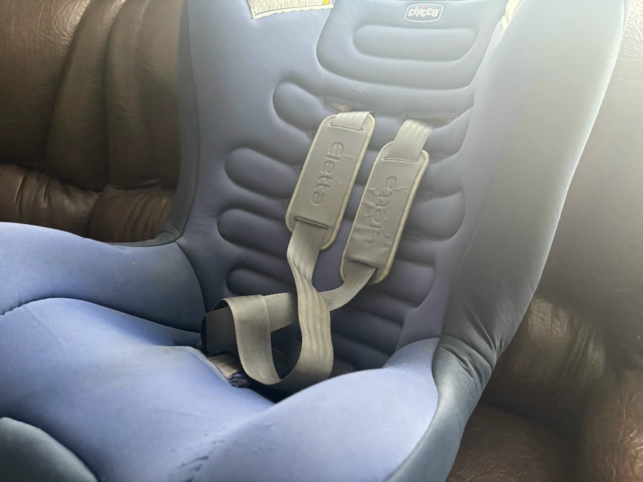 Путин ужесточил наказания за перевозку детей в машине без автокресла