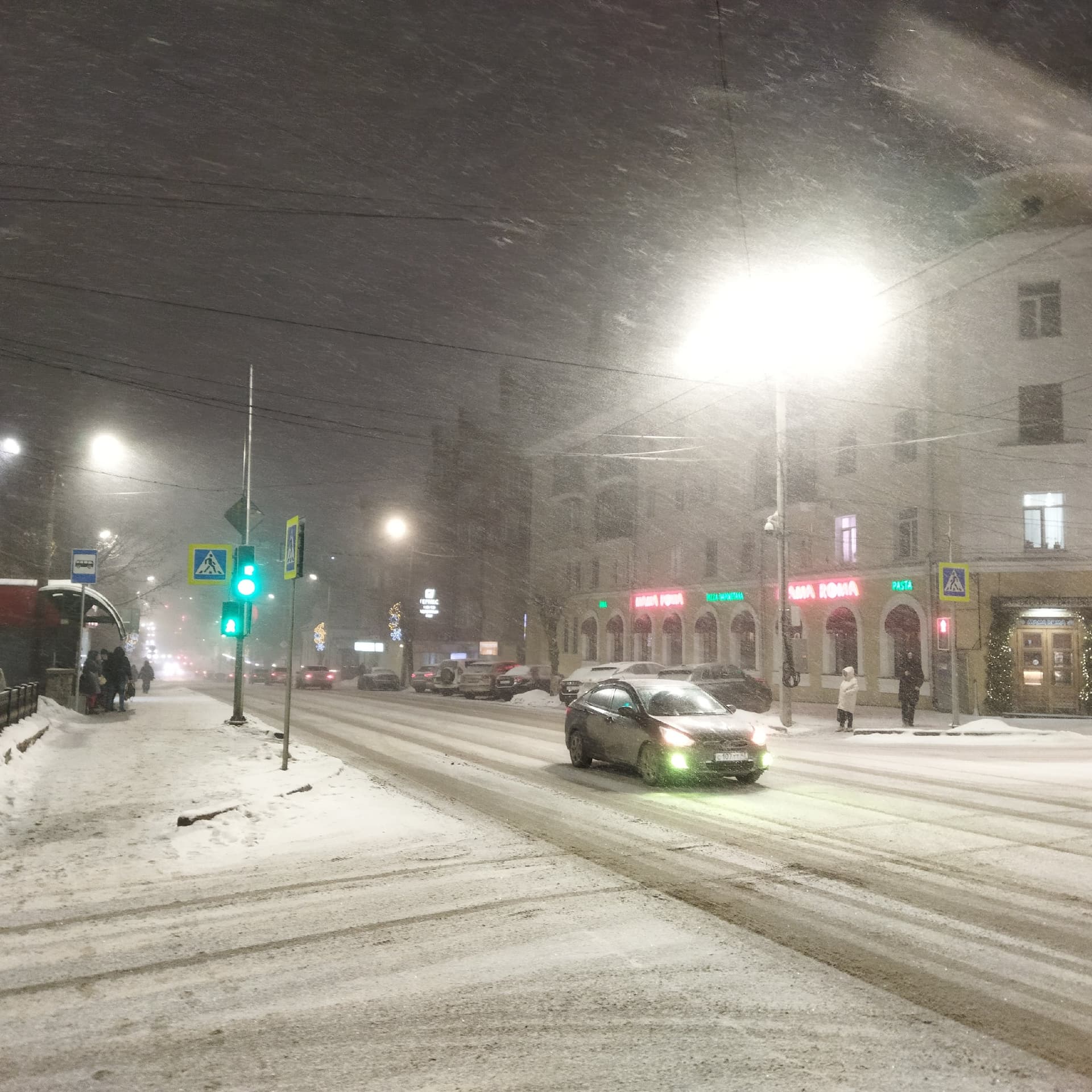 В каких случаях можно проехать на скорости 71 км/ч под знаком 50 и не получить штраф с камеры - ответ юриста