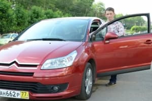 Citroen C4: стиляга-отличник