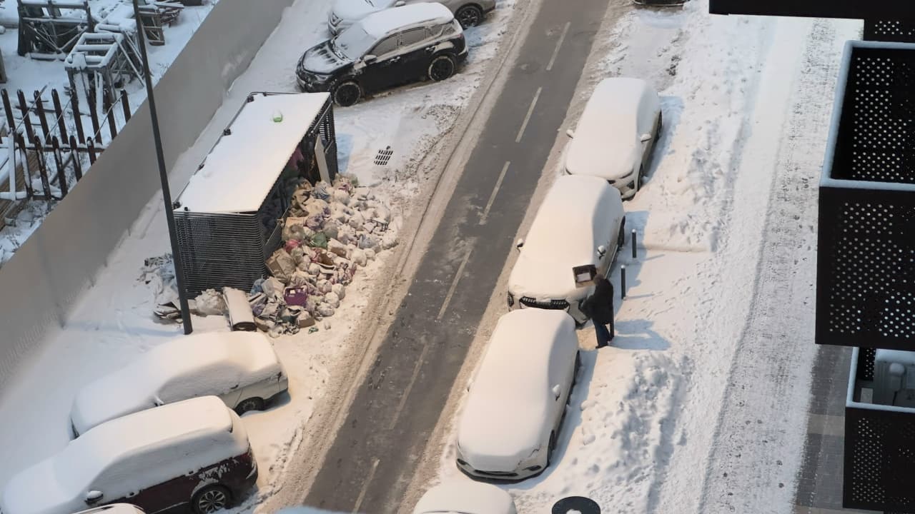 Доллар идет вниз: эксперт объяснил, что будет с ценами на автомобили