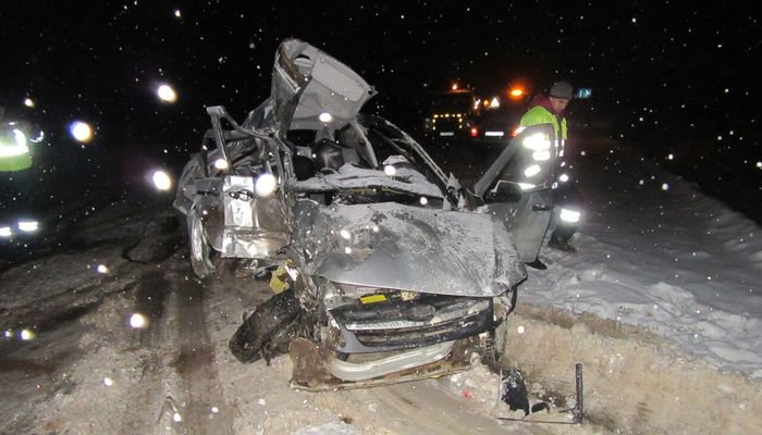 В Юрьянском районе водитель “Гранты” погиб от жесткого столкновения с “Тойотой”