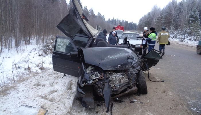 Кошмар на дорогах в Кировской области: за выходные погибло 8 человек