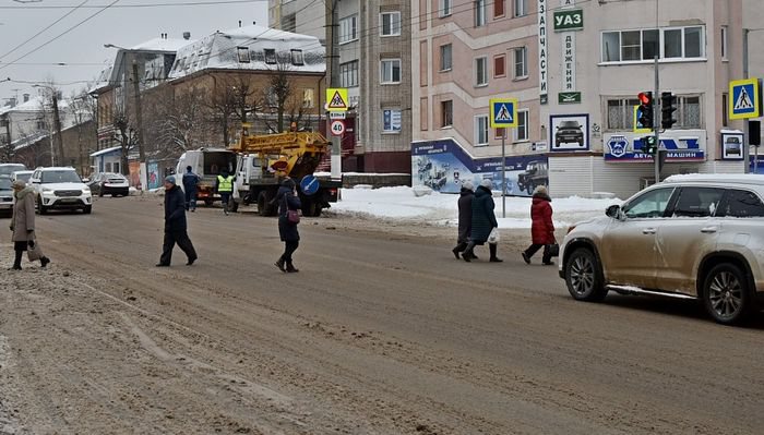 В Кирове появился очередной “диагональный” пешеходный переход