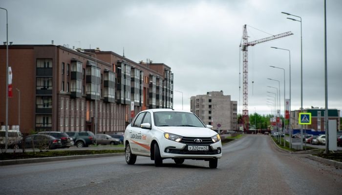 АвтоВАЗ объявил конкурс на лучшее название новой Lada: поучаствовать могут все