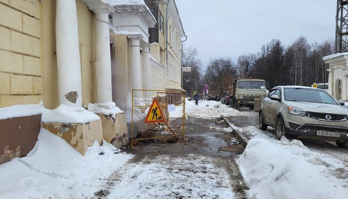 В Кирове на улице Казанской запретят парковать машины