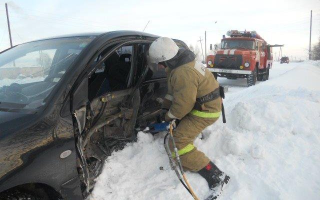 Три пожарных машины привлеклись к ликвидации последствий ДТП в Лебяжье