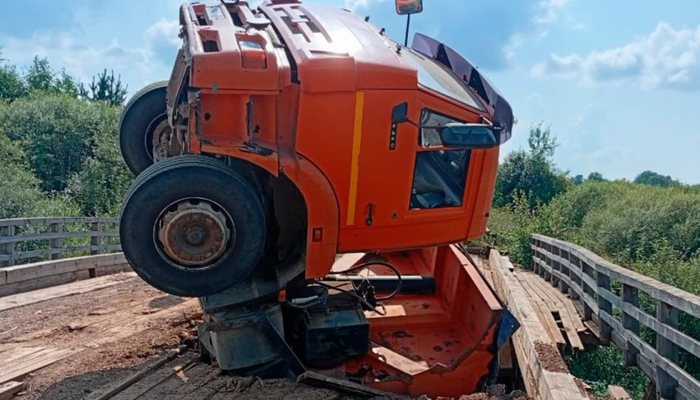В Кировской области восстановили мост, на котором провалился КамАЗ