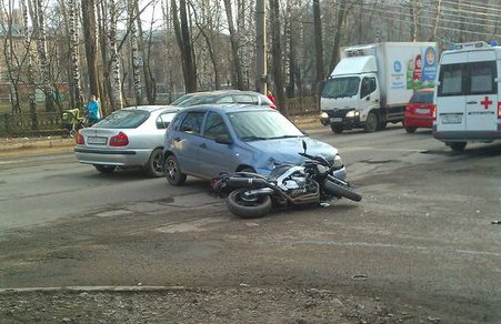 Водитель на «Калине» сбил мотоциклиста