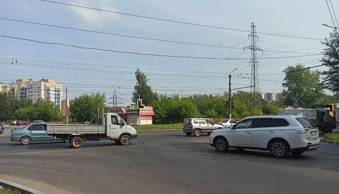 В Кирове ещё три дороги приняты в эксплуатацию: Производственная, Полевая и Гайдара