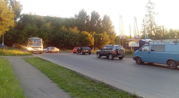 В Кирове восстановили 40 “лежачих полицейских”