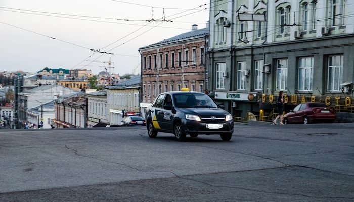 Благодаря новой системе от "Яндекса" заработок таксистов может увеличиться