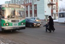 Пешеходный переход у Троллейбусного парка: как перейти дорогу?