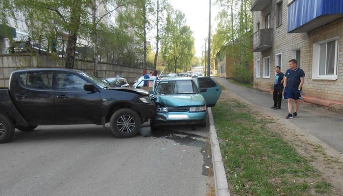 В Чепецке женщину доставили в больницу после аварии