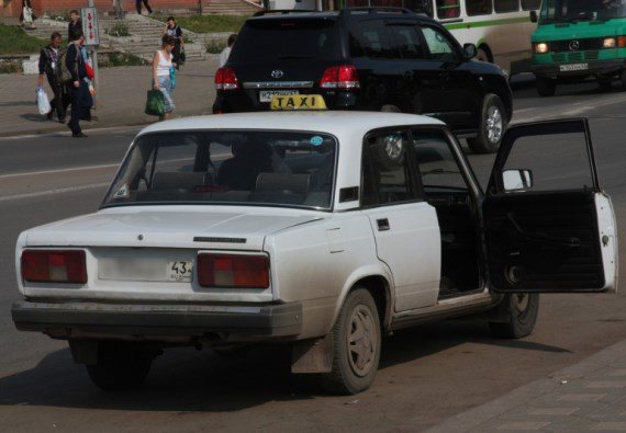 Кировские таксисты в Иваново приняли резолюцию