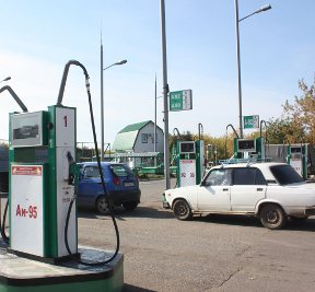 Топливный кризис и высокие закупочные цены: стоимость бензина вновь выросла