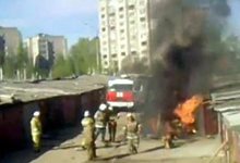 Пожар в гаражном кооперативе. Сгорела «Нива» [видео]