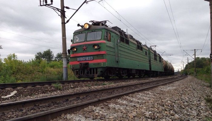 В Нововятском районе возле «горбатого» переезда поезд сбил мужчину