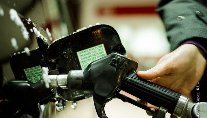 Жители Кирова жалуются на некачественный бензин на заправках