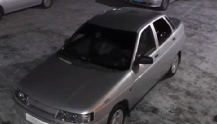Кировский водитель пытался спрятаться от полицейских на кладбище