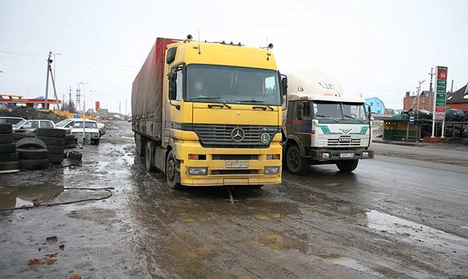 В апреле кировские дороги вновь закроют для большегрузов