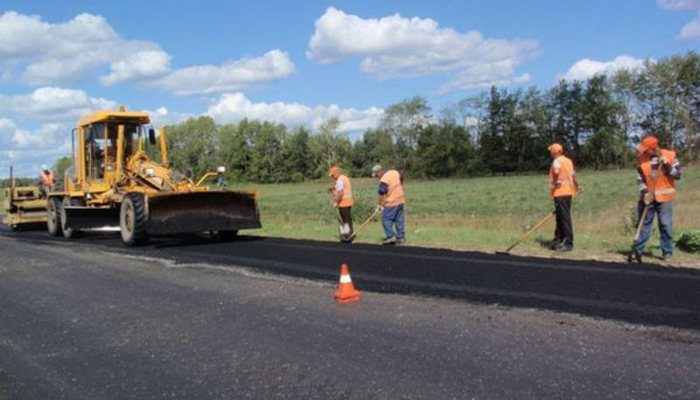 В Кировской области отремонтируют дорогу от Белой Холуницы до Кирса