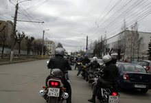 «Мото начало 2014» по городу проехали сотни мотоциклистов