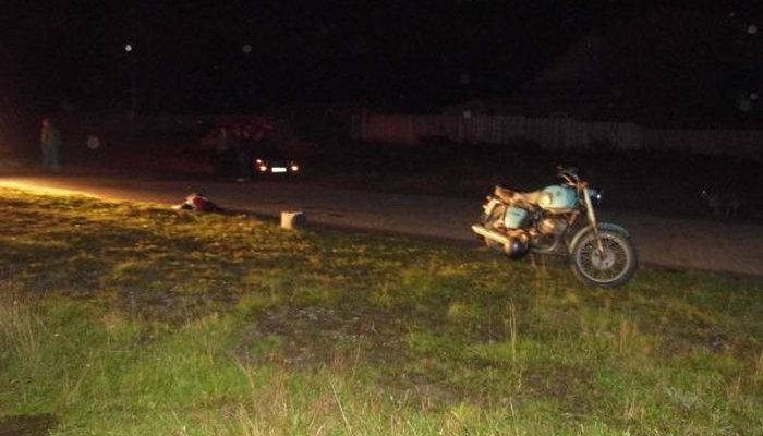 В Чёрной Холунице под колесами мотоцикла погиб подросток