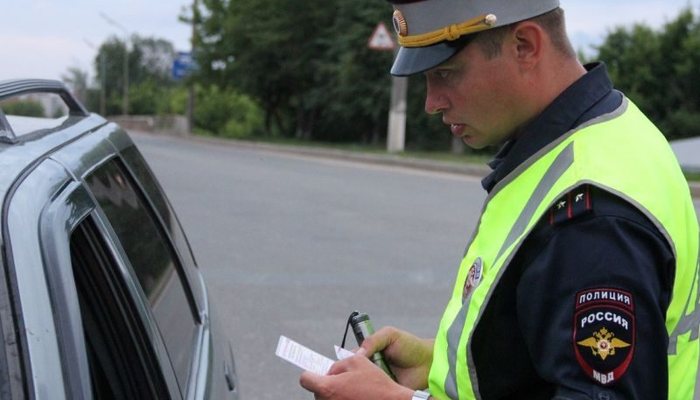 В одном из районов Кирова будут проверять всех водителей