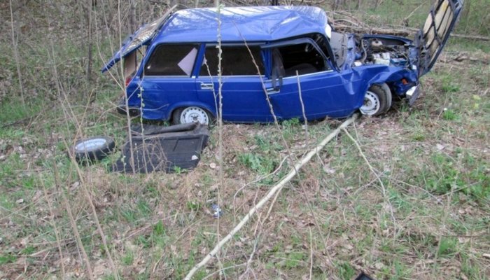 ДТП в Пижанском районе: «четверка» столкнулась с грузовиком и улетела в кювет