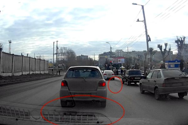 Водители Кирова недоумевают: дорожники «чинят» хорошие дороги