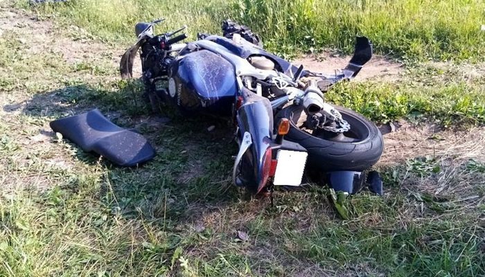 В Кировской области на трассе произошло ДТП с мотоциклом: есть пострадавший