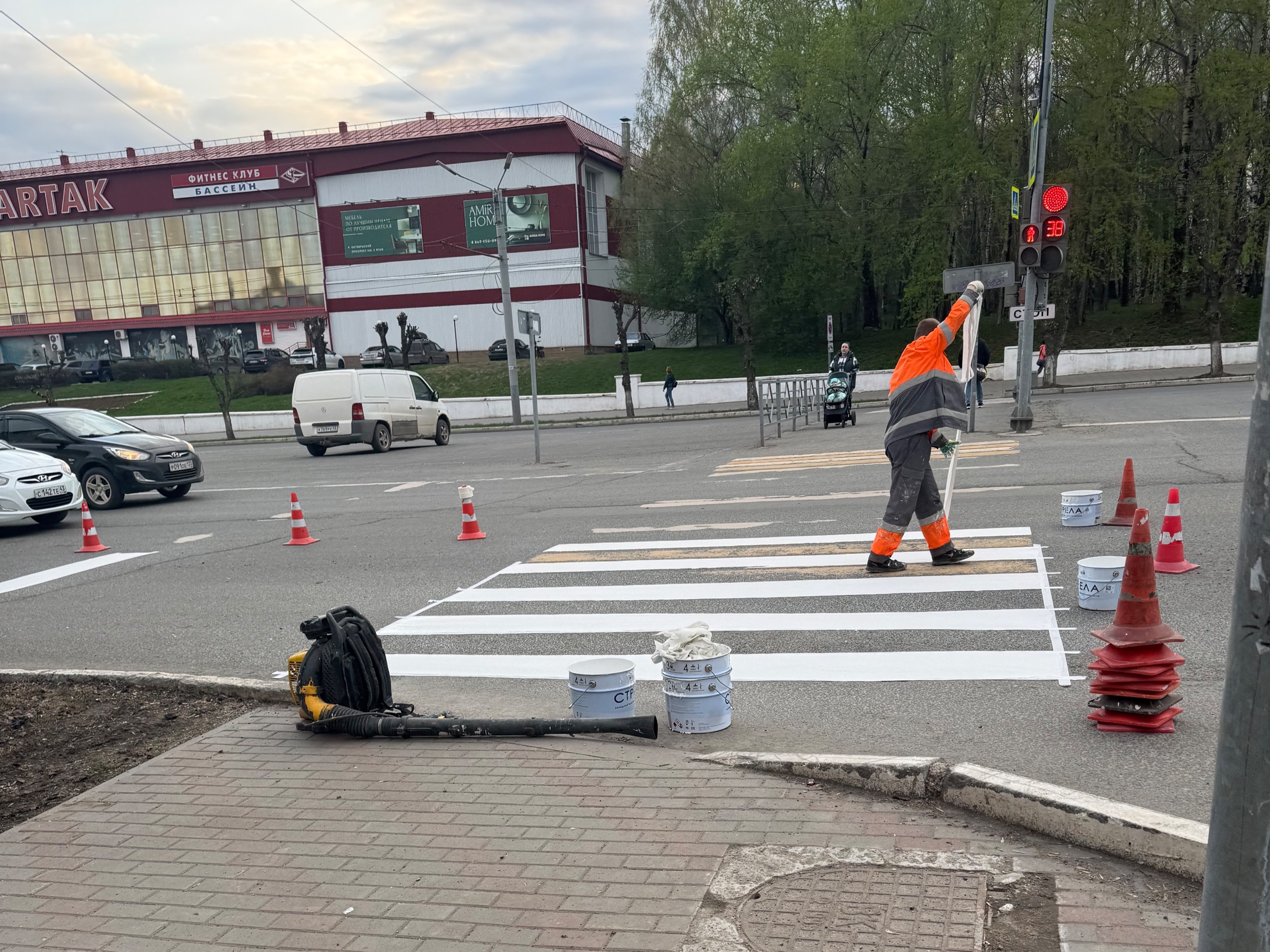 В России в силу вступили новые дорожные знаки и разметка | Авто43
