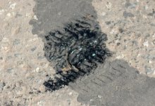 30-градусная жара – на дорогах плавится битум