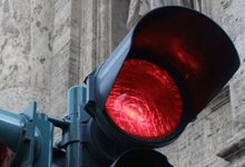 Ночью на Лепсе подвыпившая женщина попала под машину 