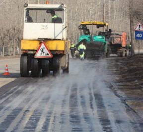 В 2011 году в Кировской области отремонтируют 100 километров дорог