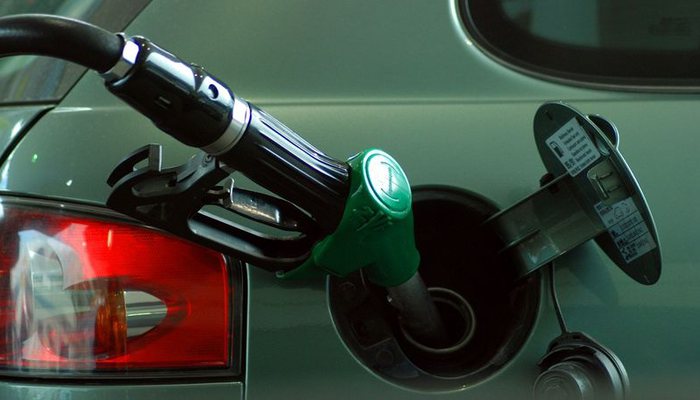 Дорогое топливо: как формируется цена на бензин в Кирове