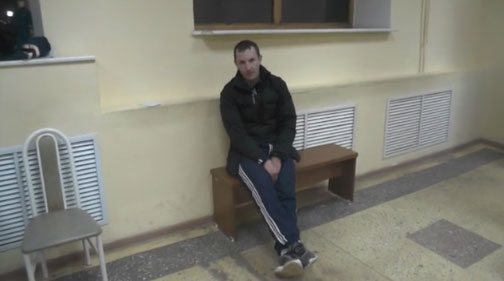 В Кирове пьяный хоккеист устроил аварию и скрылся с места происшествия