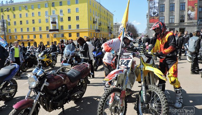 «СтудБайк» в Кирове: водителям придется потесниться