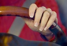 Девушка угнала машину одноклассницы и попала в ДТП