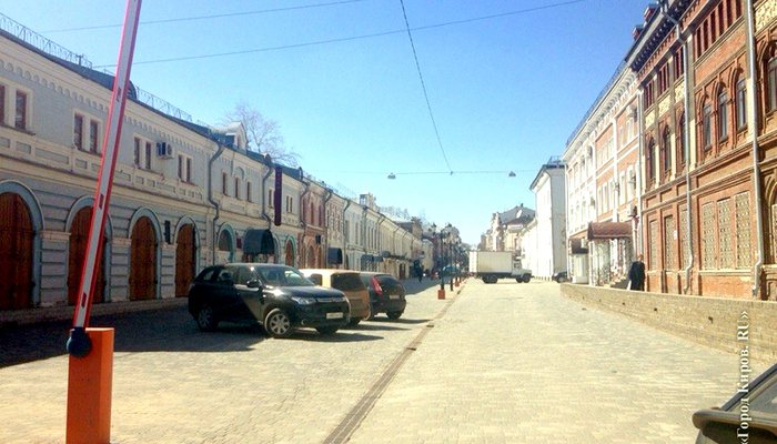 Пешеходная зона на Спасской стала проезжей