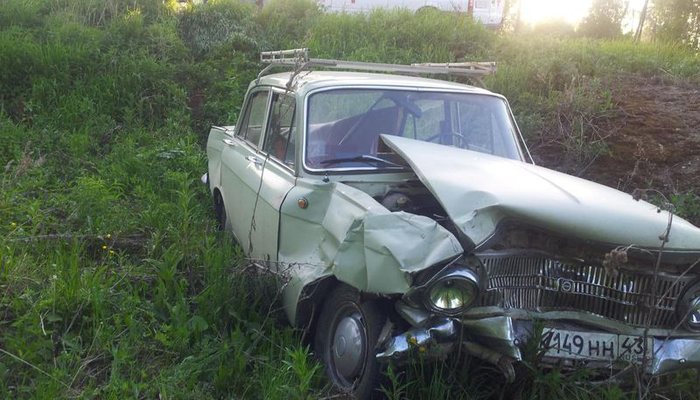 На Победиловском тракте столкнулись 3 машины: пострадали 2 человека