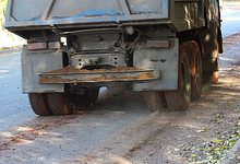 Стройка Кирова: грязь во дворе, грязь на дороге