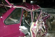 «Девятка» залетела под МАЗ, водитель Лады скрылся