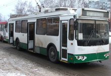 На Комсомольской пассажир выпал из троллейбуса